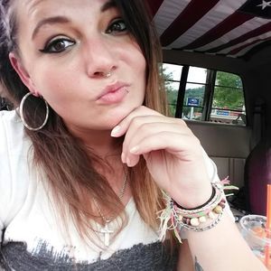 Meet your Posher, Jess